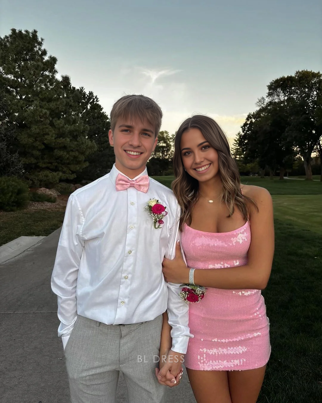 Etuikleid mit Pailletten, rosa, kurz, Heimkehrkleid, formelle Kleider, Brautjungfernkleider, Abendkleid, Ballkleid