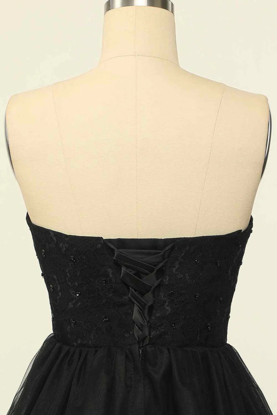 A-Linie, trägerlos, Spitze, Perlenbesetzt, Schnürung am Rücken, Mini-Heimkehrkleid