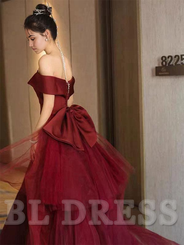 A-Line Bateau Neck Train Short Sleeves Lace-up Satin formal dresses Bridesmaid Dresses evening gown Prom Dress