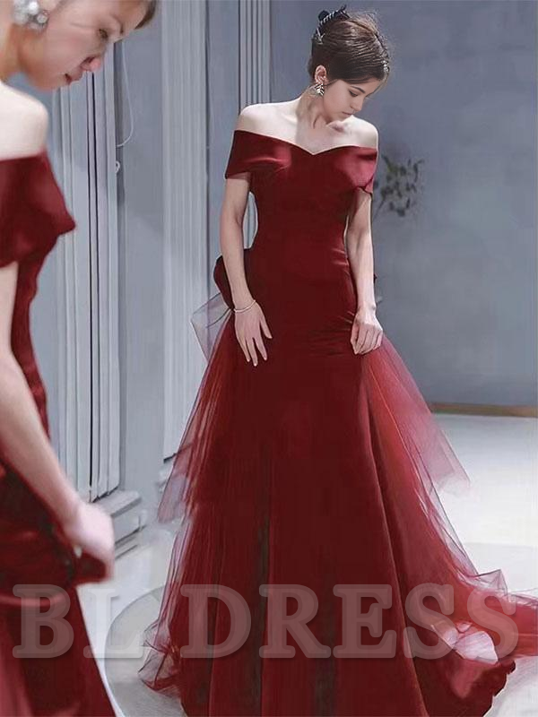 A-Line Bateau Neck Train Short Sleeves Lace-up Satin formal dresses Bridesmaid Dresses evening gown Prom Dress