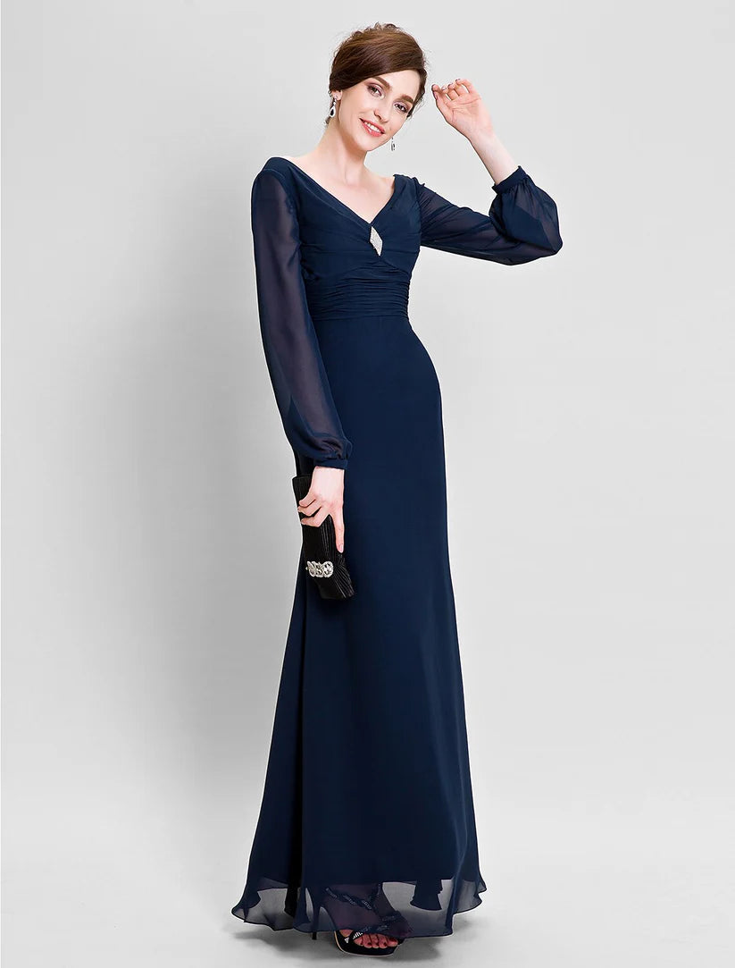 Sheath / Column Mother of the Bride Dress Open Back V Neck Floor Length Chiffon Long Sleeve No with Ruched Draping Crystal Brooch