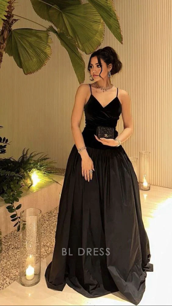 A-line V-Neck Black Straps Long formal dresses Bridesmaid Dresses evening gown Prom Dress