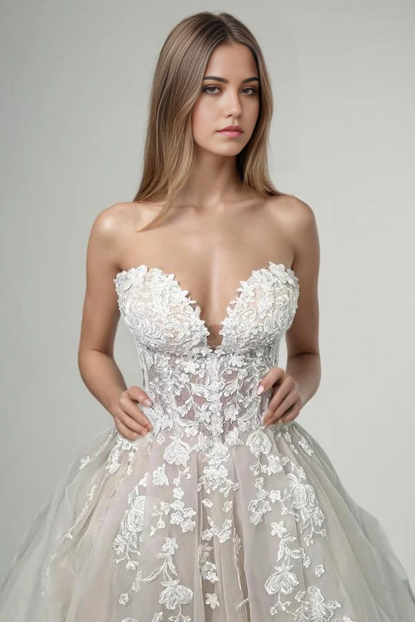 A-line Champagne Tulle Lace Elegant Strapless Bridal Gowns Wedding Dresses