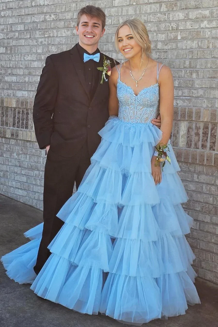A Line V Neck Lavender Tulle Long Prom Dresses with Appliques