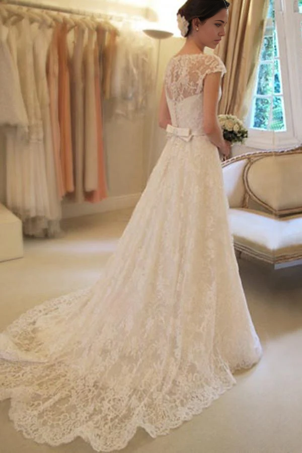A-Line Scoop Neck Short Sleeve Lace Wedding Dresses