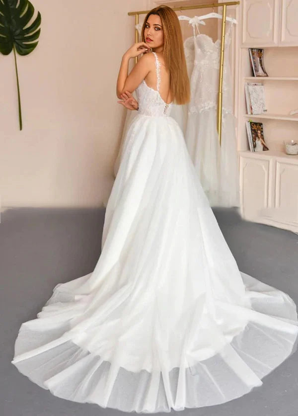 A-line Spaghetti Straps Sleeveless Appliques Tulle Pearls Wedding Dress