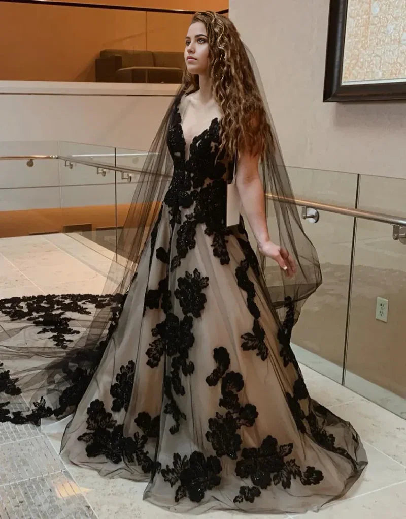 A-Linie V-Ausschnitt Rückenfrei Hofschleppe Brautkleid