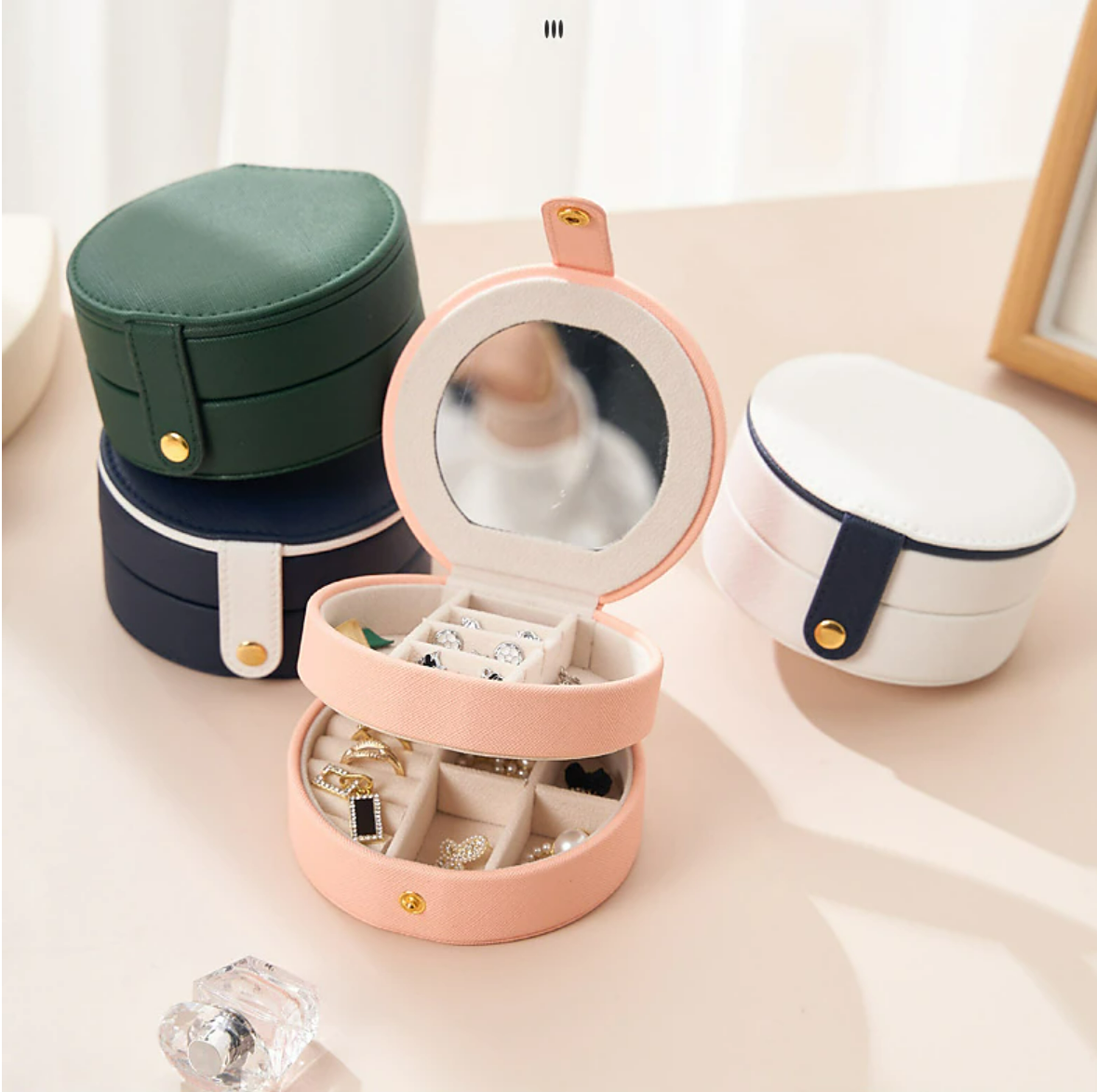 Mini Travel Jewelry Case Small Jewelry Box Portable Jewelry Travel Ogranizer Display Jewelry Storage Case for Rings Earring Necklace Bracelet Gift for Women Girls