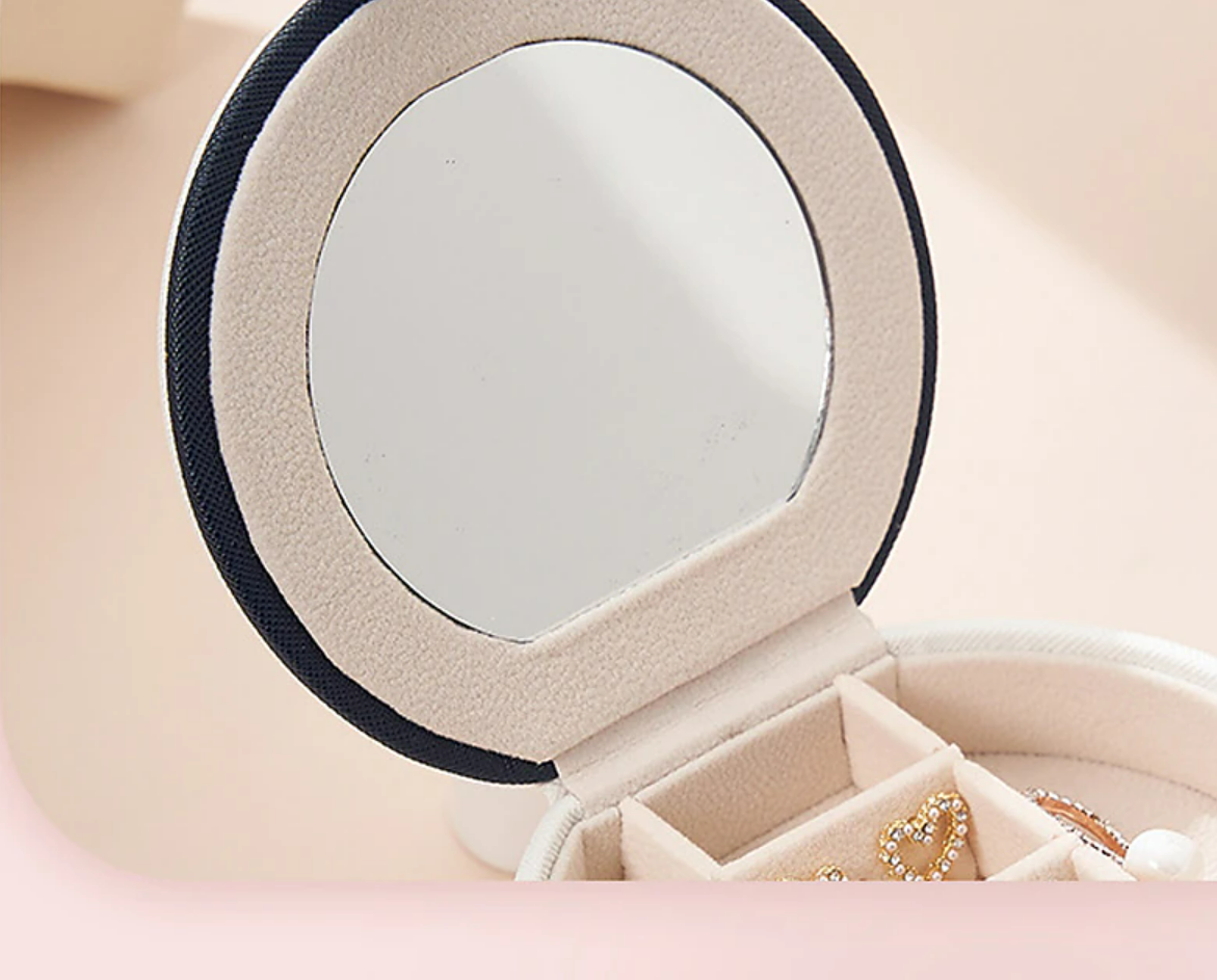 Mini Travel Jewelry Case Small Jewelry Box Portable Jewelry Travel Ogranizer Display Jewelry Storage Case for Rings Earring Necklace Bracelet Gift for Women Girls