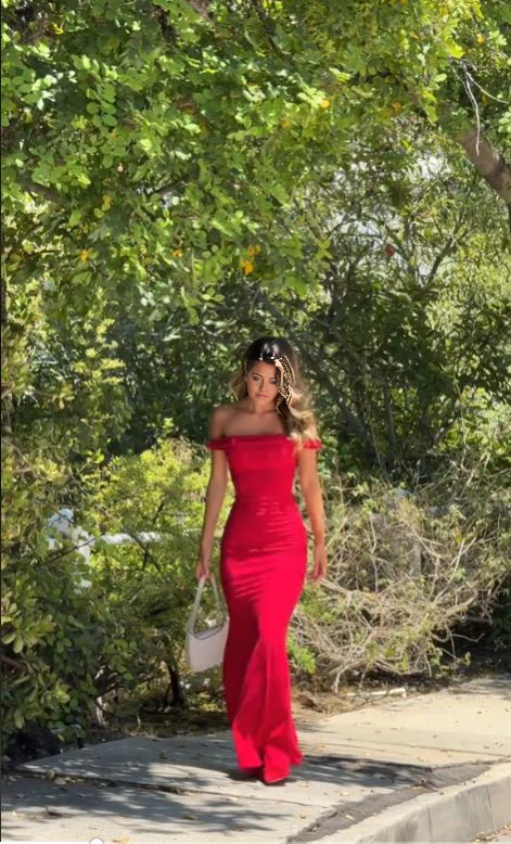 Sheath Off The Shoulder Red Satin formal dresses Bridesmaid Dresses evening gown Prom Dress