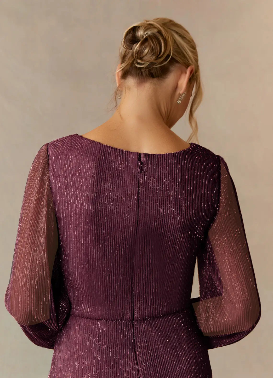 A-Line V-Neck Long Sleeve Pleated Mulberry Mother of the Bride Dresses