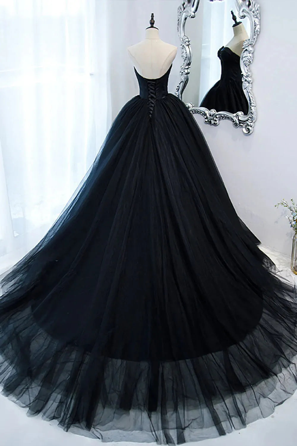A Line Sweetheart Ball Gown Prom Dress with Sweep Train