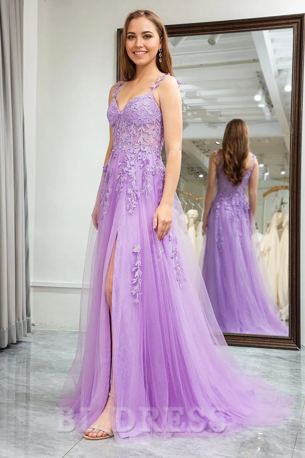 A-Line Spaghetti Straps Appliqued Lilac Long Tulle formal dress evening gown Prom Dress With Slit
