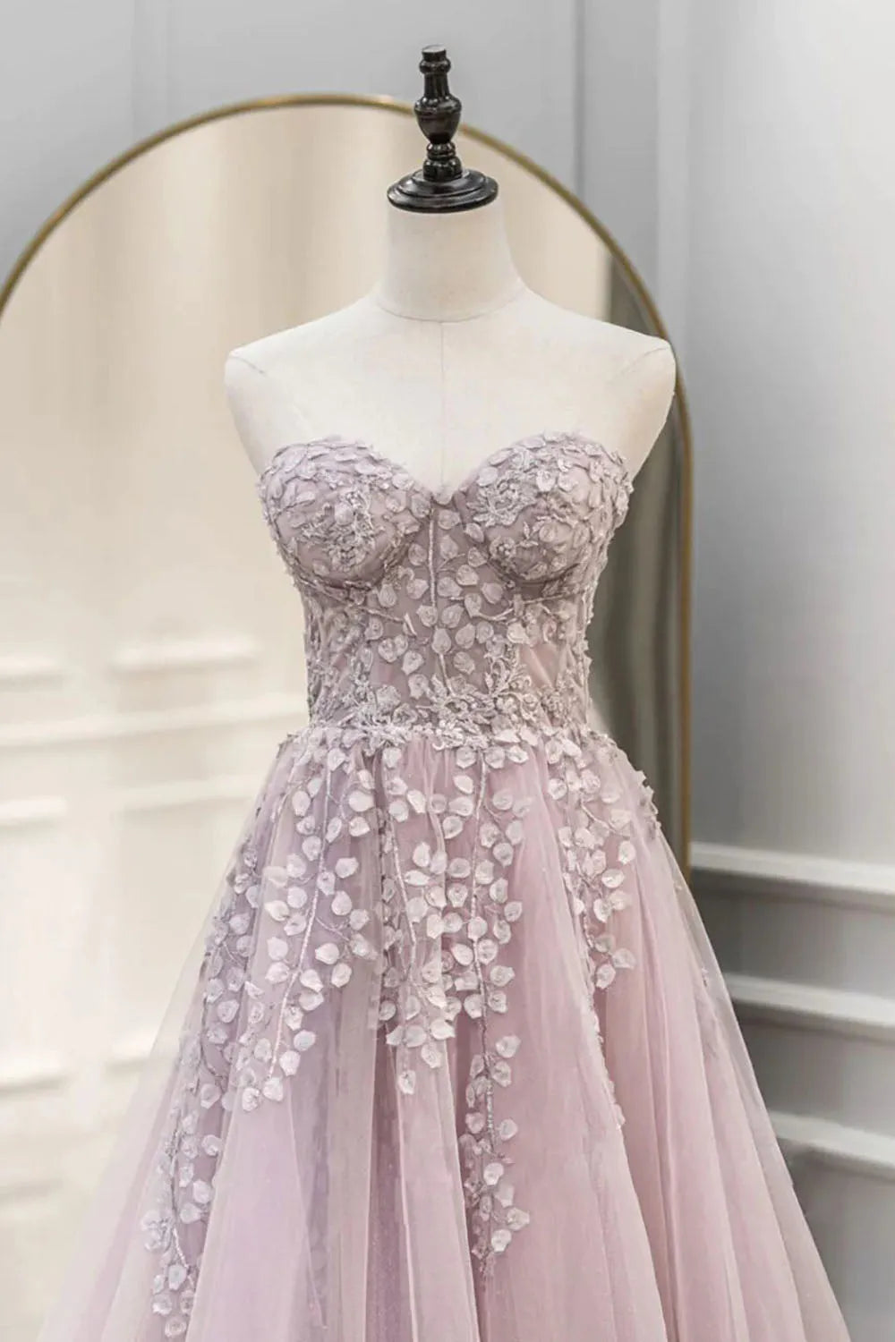 A Line Sweetheart Long Prom Dress with Appliques