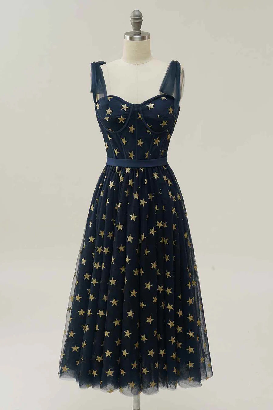 A-line Tied Strap Tulle Applique Knee Length Prom Dress