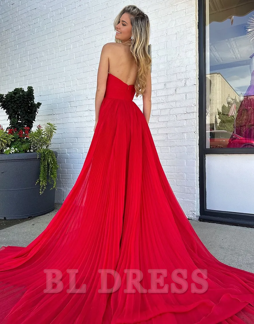 A-Line Strapless Pleats Tulle Red Long formal dresses evening gown Prom Dress with Slit
