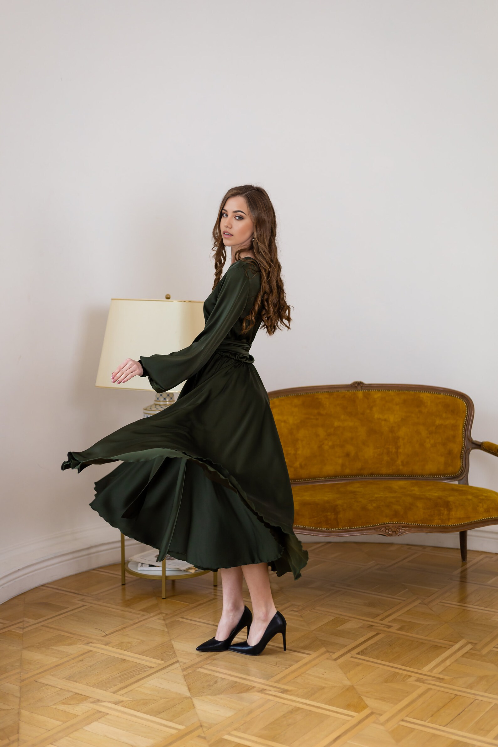 A-line V-Neck Long Sleeve Cocktail Dress Bridesmaid Dress Formal Dresses for Wedding Guest Mother of the Bride Dresses