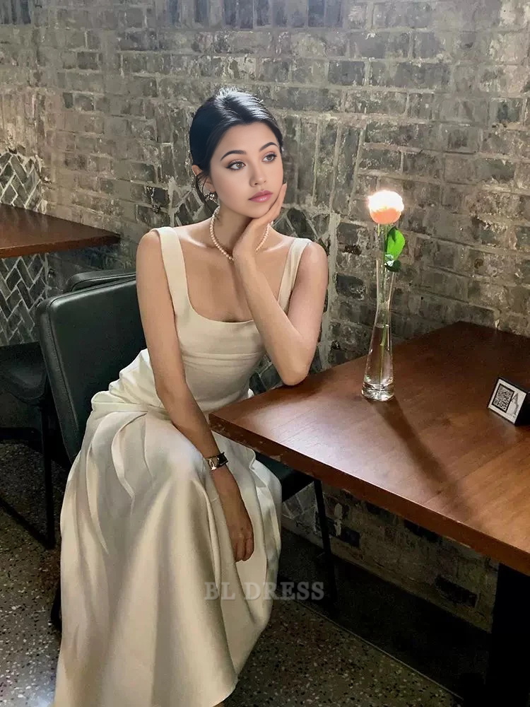 Mermaid Square Neckline Vintage White Sleeveless Satin formal dresses Bridesmaid Dresses evening gown Prom Dress