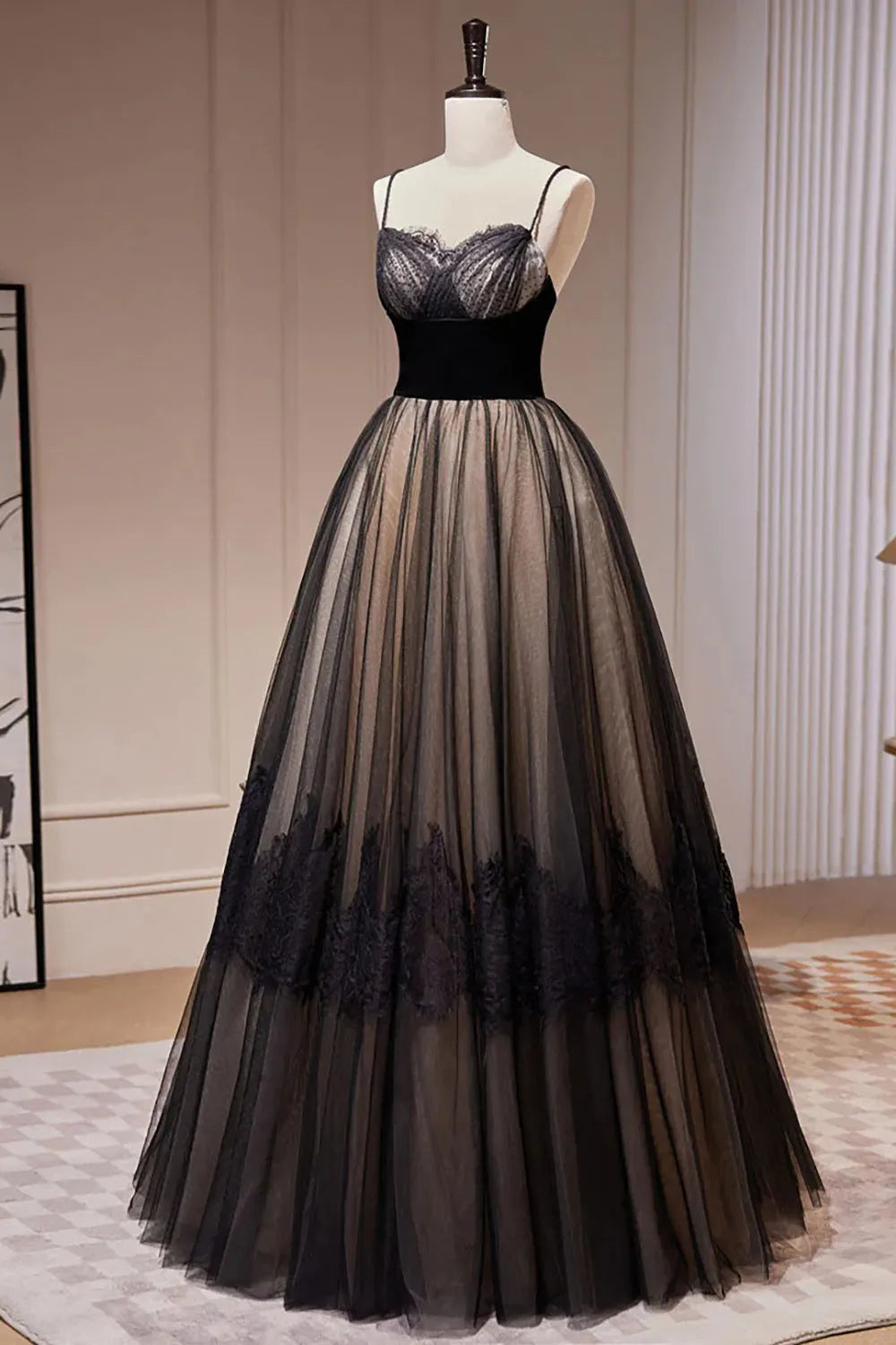 A Line Spaghetti Straps Tulle Floor Length Prom Dress