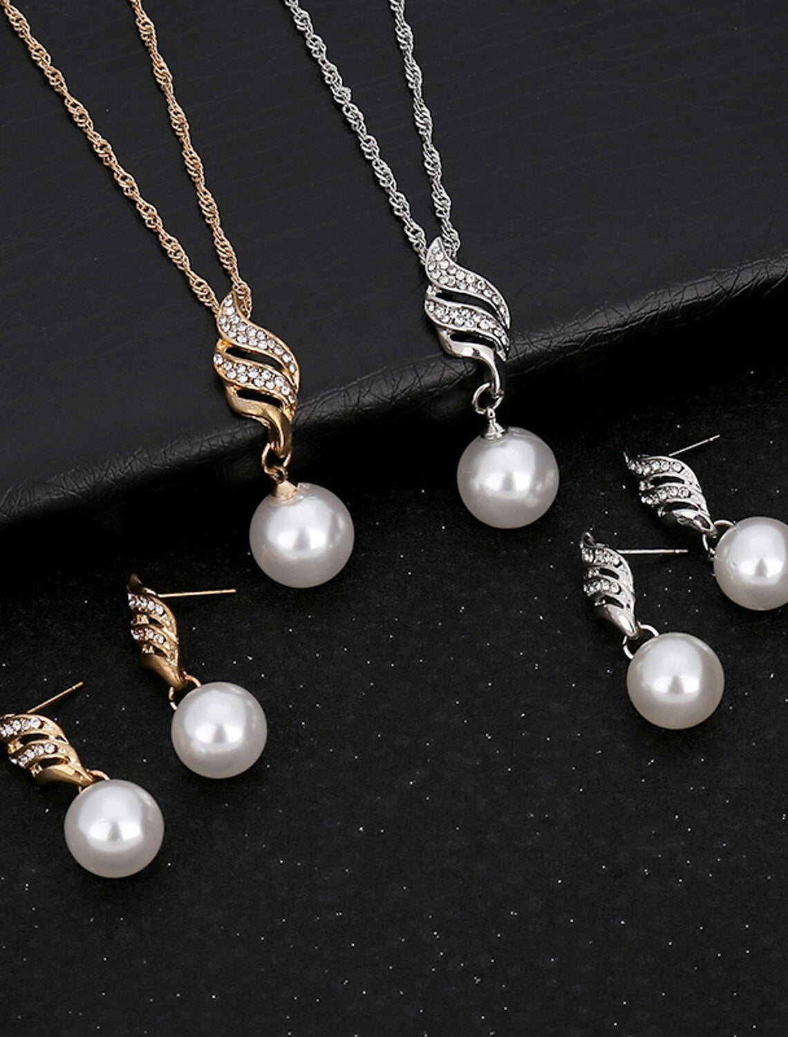 Jewelry Set Pendant For Women's Christmas Gifts Party Wedding Crystal Imitation Pearl Rhinestone Infinity / Necklace / Earrings / Bridal Jewelry Sets / Anniversary / Birthday