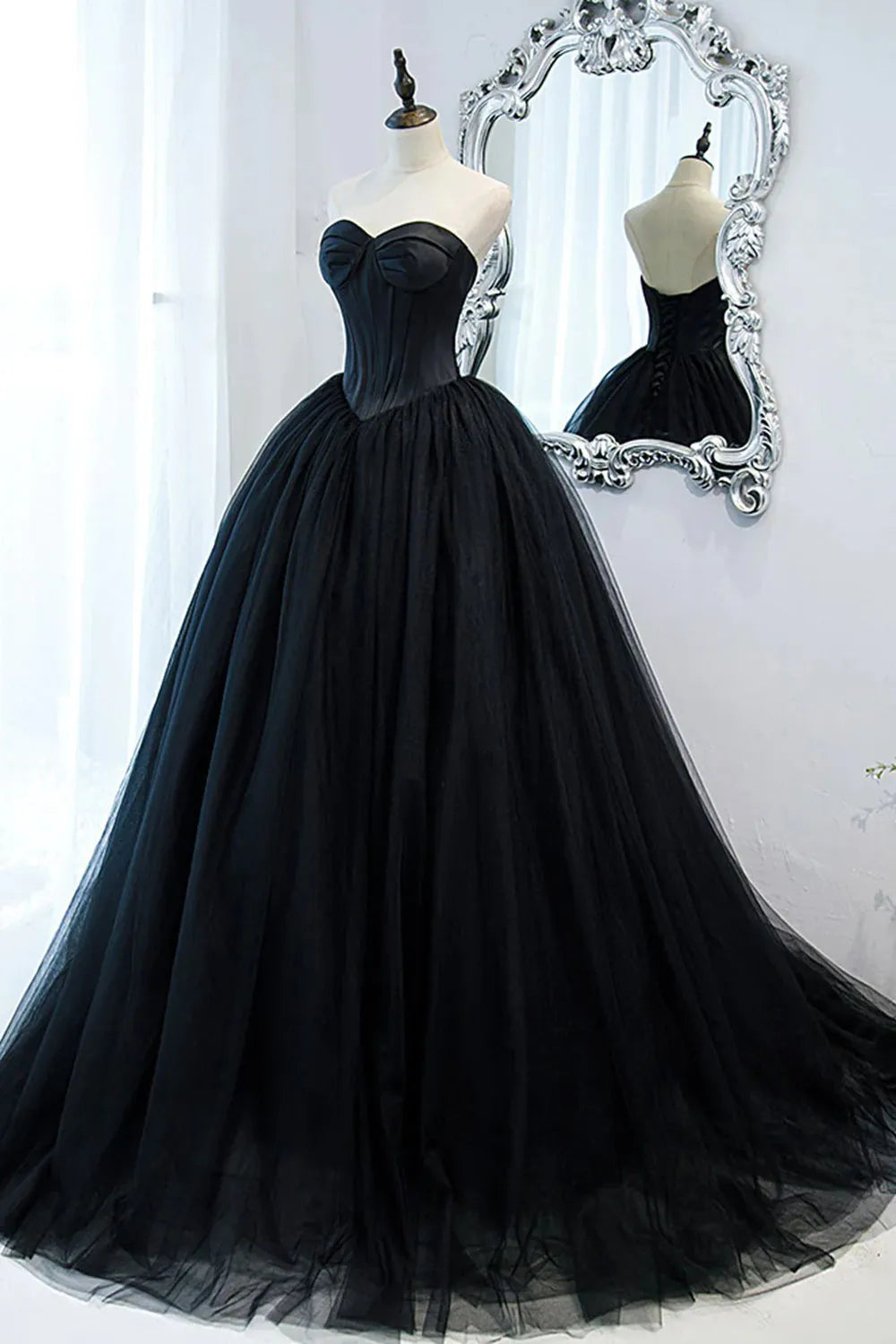 A Line Sweetheart Ball Gown Prom Dress with Sweep Train
