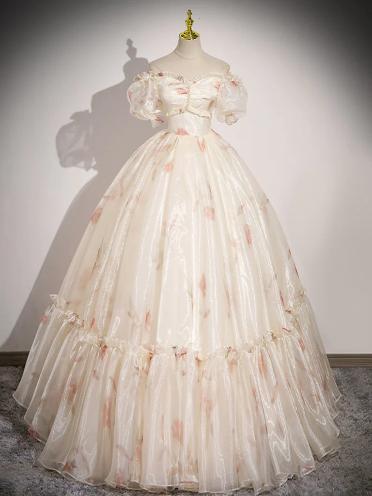 Langes Ballkleid aus Tüll mit Herzausschnitt