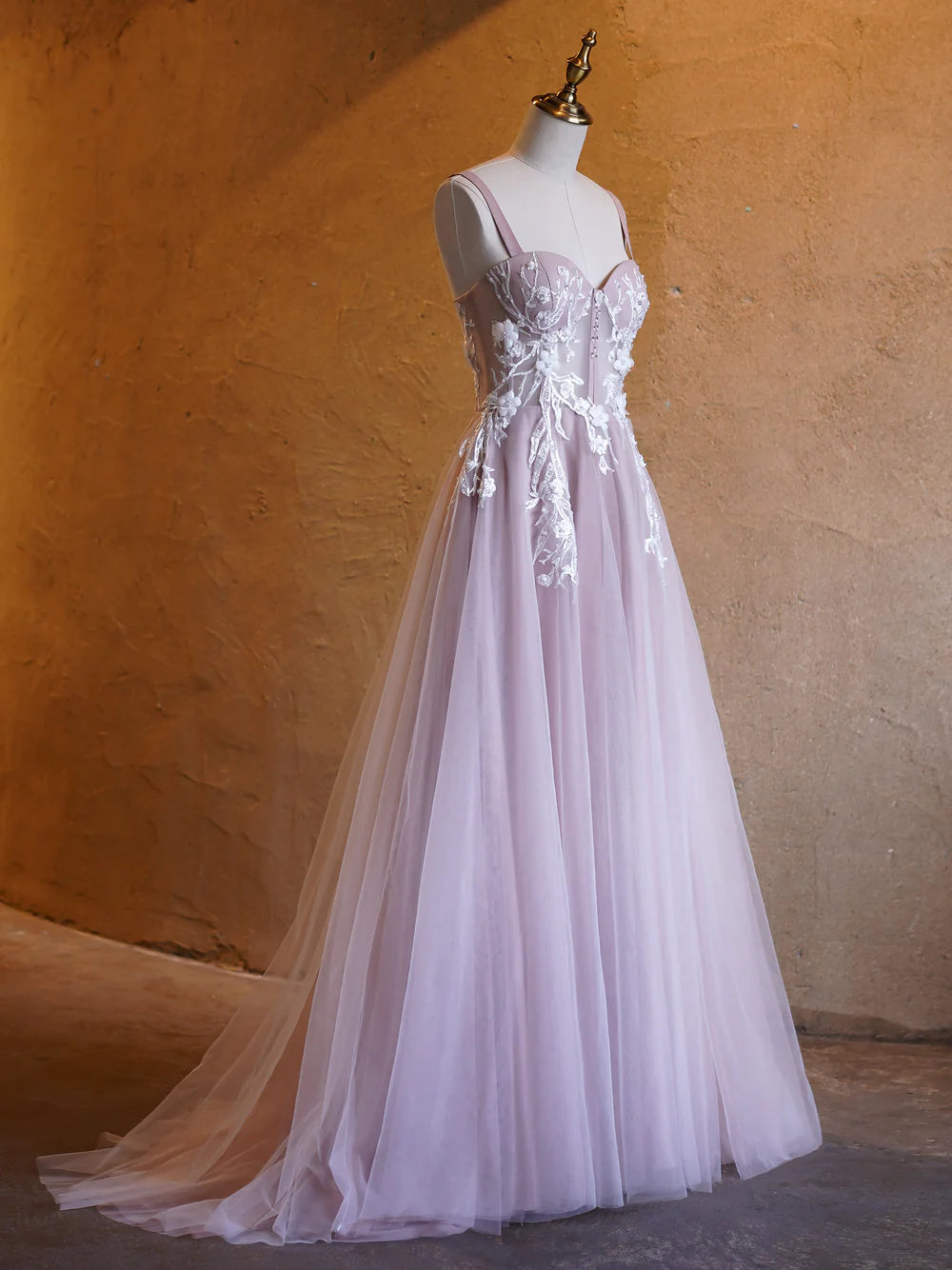 A-line Sweetheart Neckline Tulle Sweep Train Prom Dress