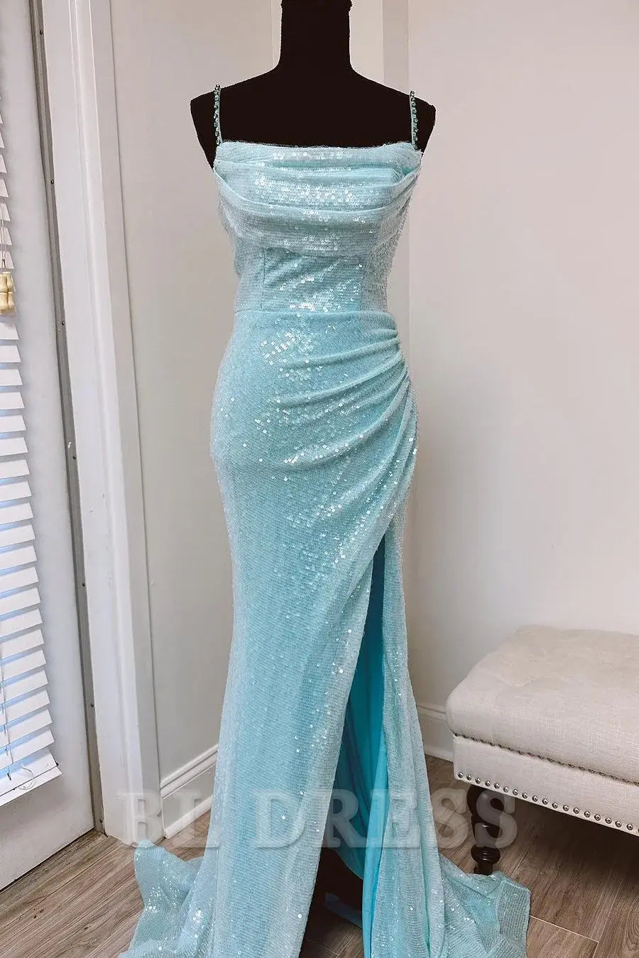 Mermaid Sequin Cowl Neck Backless formal dresses Bridesmaid Dresses evening gown Prom Dress with Slit