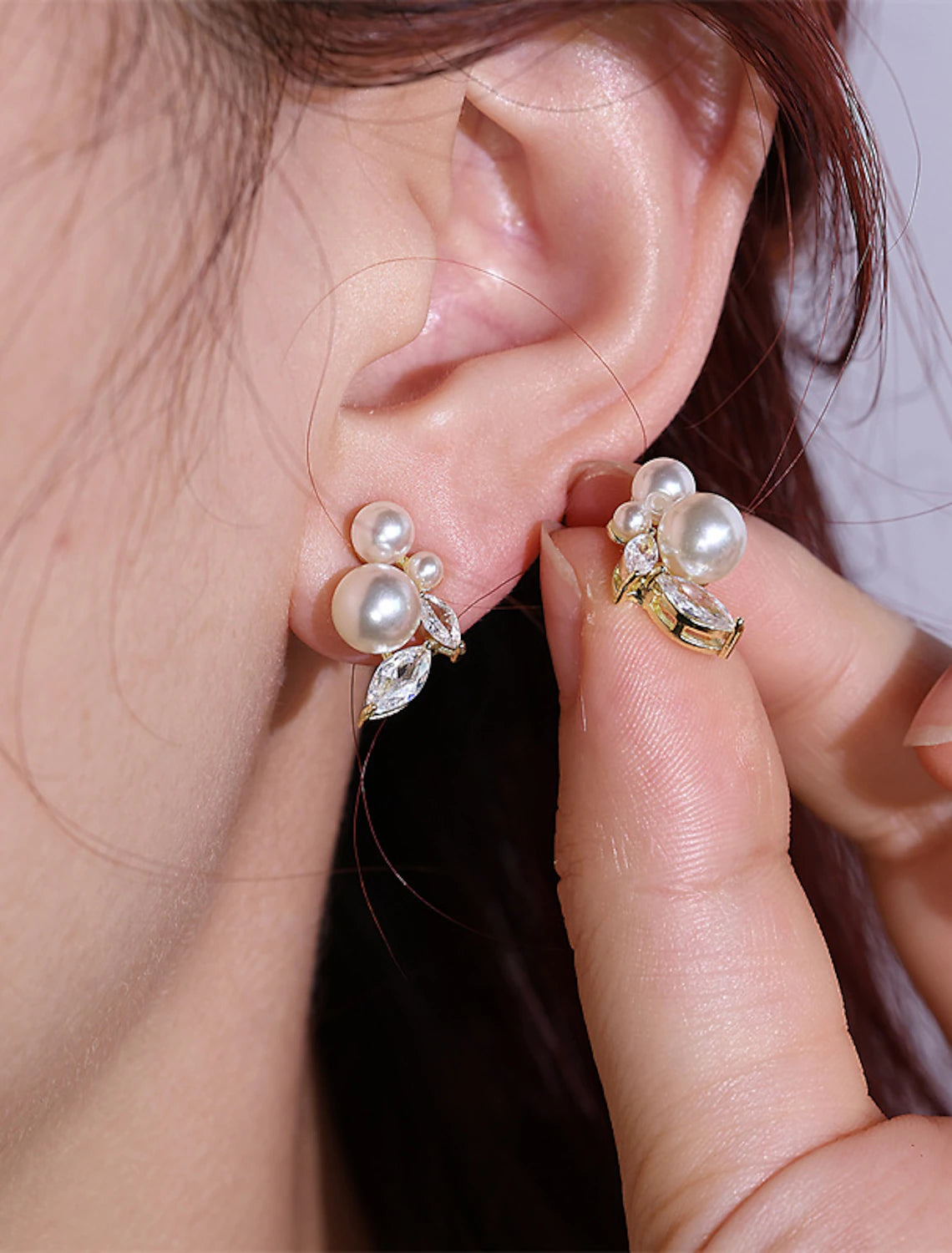 Women's Clear Jewelry Classic Drop Stylish Trendy Imitation Pearl Earrings Jewelry Silver / Gold For Wedding Party 1 Pair