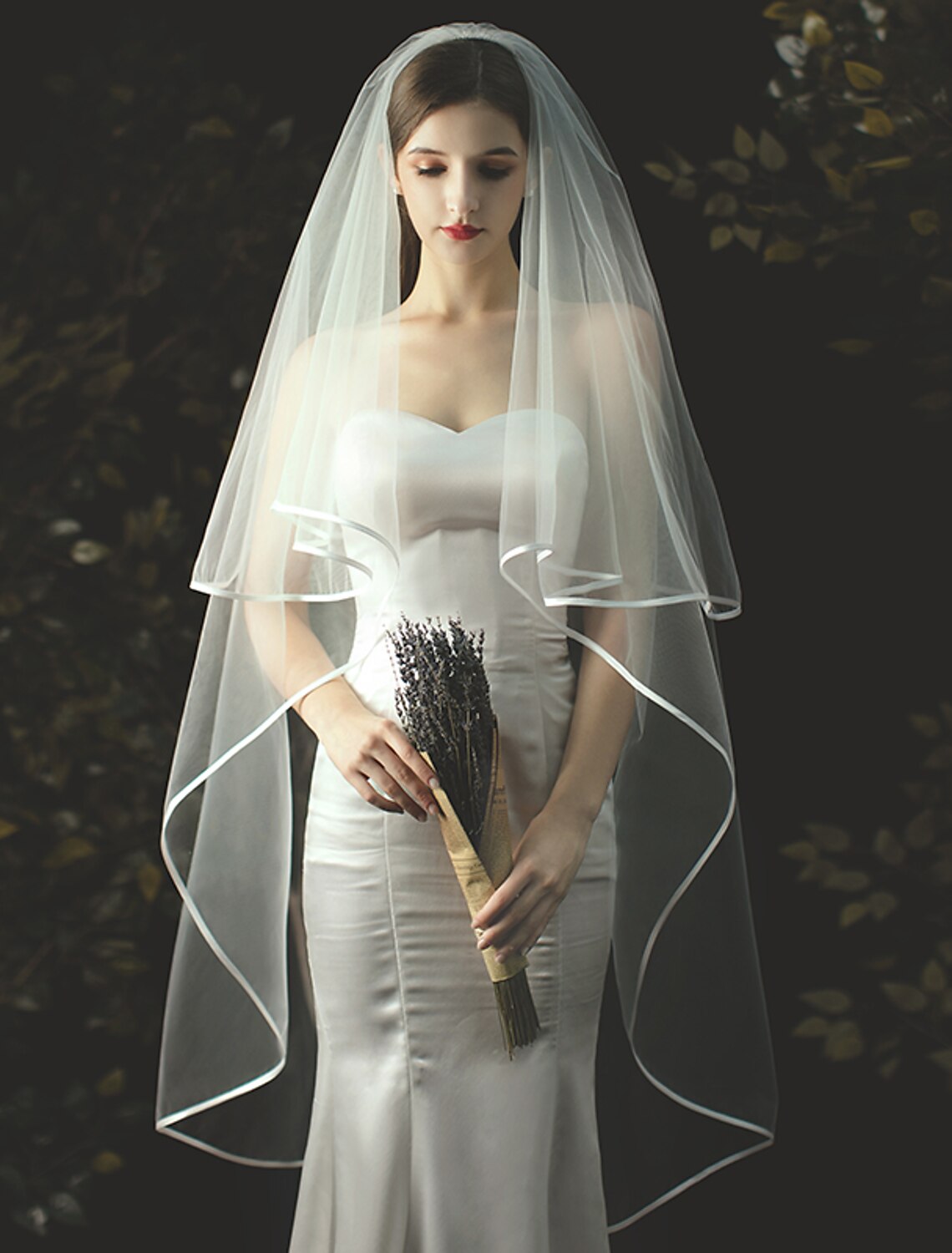Two-tier / Classic Wedding Veil Chapel Veils with Solid Tulle