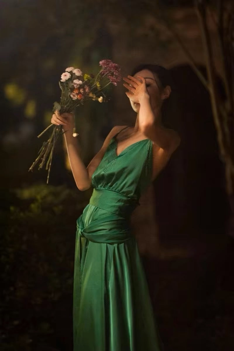 A Line Spaghetti Straps Green Formal Dresses Bridesmaid Dresses Evening Gown Prom Dress with open back Backless Atonement dress