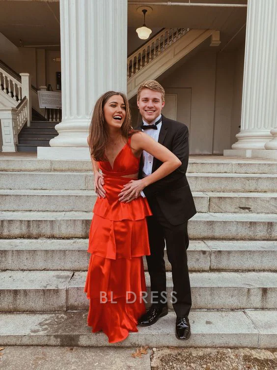 A-line V-Neck Tiered Red formal dresses Bridesmaid Dresses evening gown Prom Dress