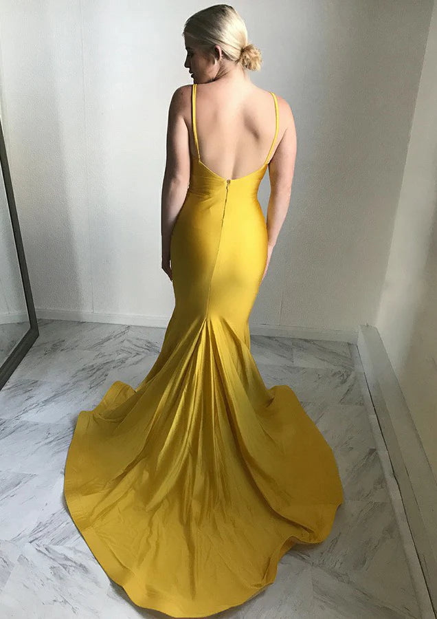 Sexy Sleeveless V-neck Jersey Backless Court Train Long Prom Dress