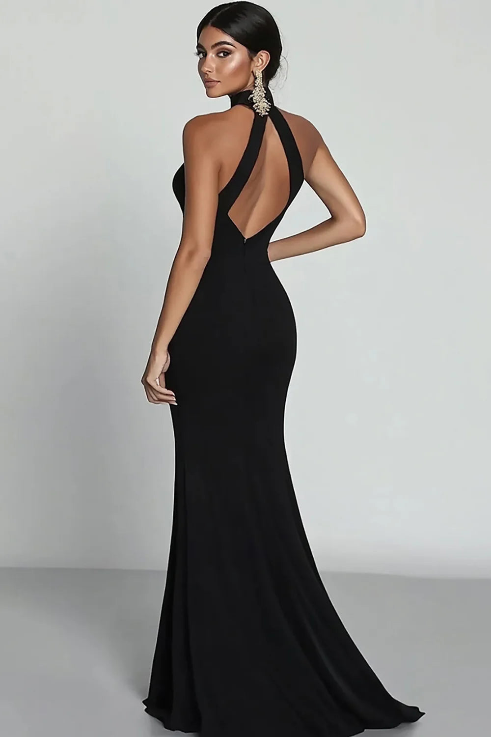 Elegant Black Mermaid Halter Neck Satin Backless Long Formal Dress