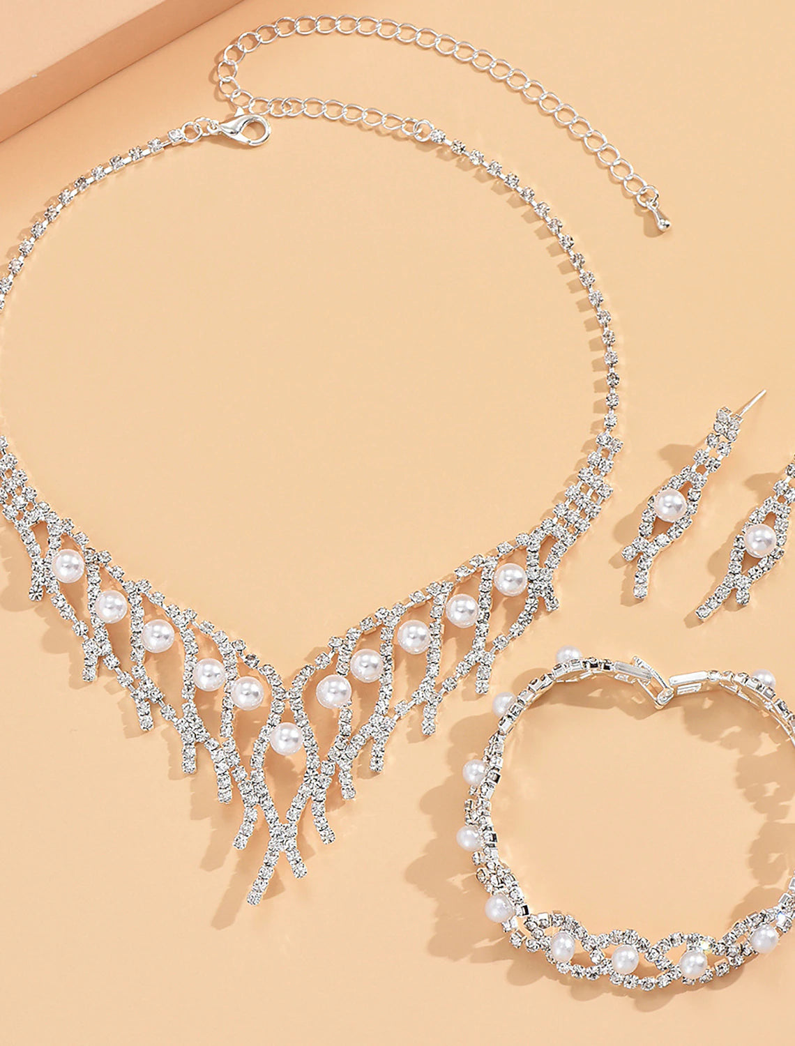 Bridal Jewelry Sets 1 set Imitation Pearl 1 Necklace 1 Bracelet Earrings Women's Elegant European Tassel Fringe Jewelry Set For Wedding Anniversary Party Evening