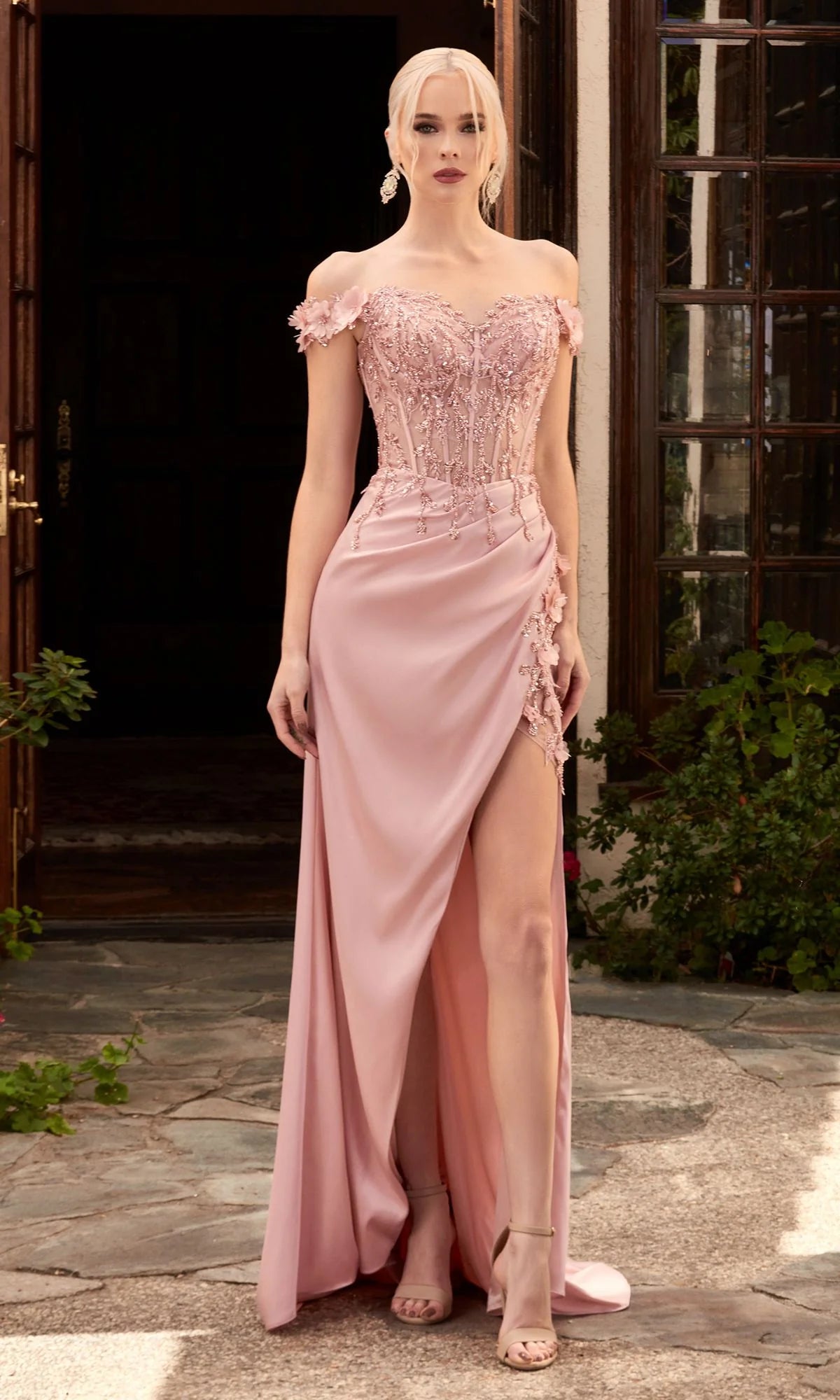 Elegant Ruched Appliques Off-the-Shoulder Split Long Sweetheart Prom Dress