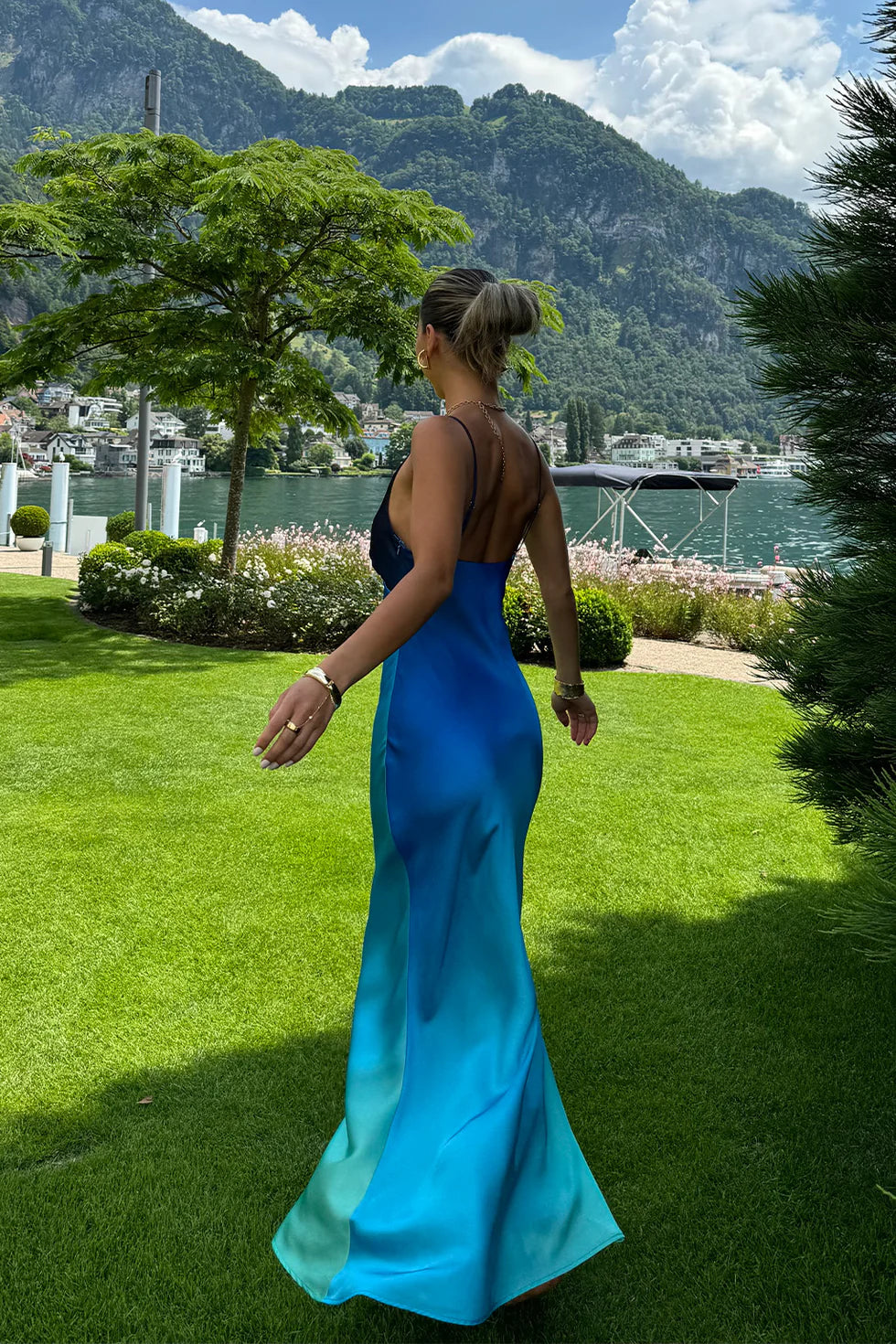 Chic Spaghetti Straps V Neck Satin Backless Backless Maxi Dress Prom Dresses