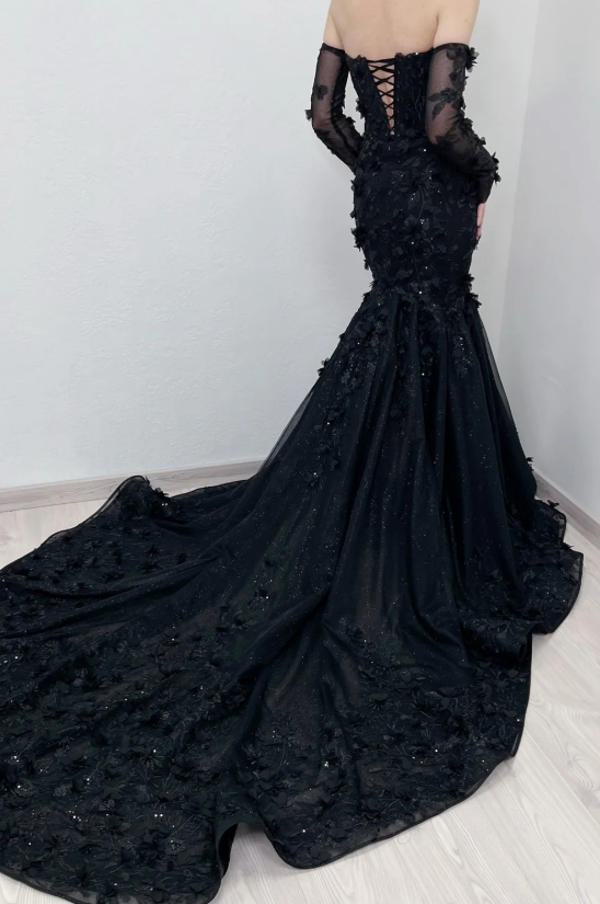 Chic Black Mermaid Sweetheart Lace Off-The-Shoulder Long Sleeves Sequined Cathedral Train Satin Evening Dresses With Appliques