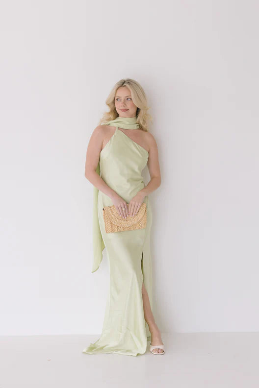 Chic Asymmetrical Halter Split Prom Dresses