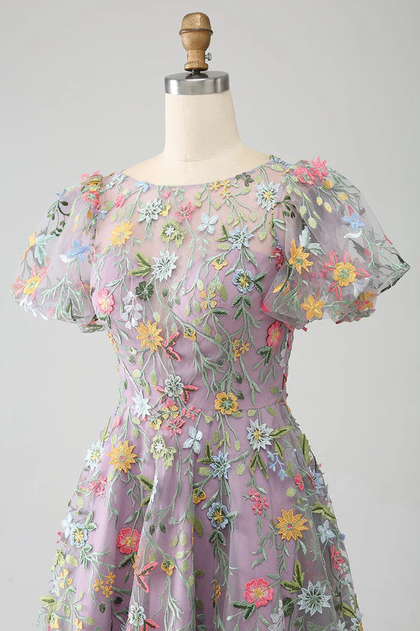 Ball-Gown/Princess Embroidered Mauve Prom Dress With Short Sleeves