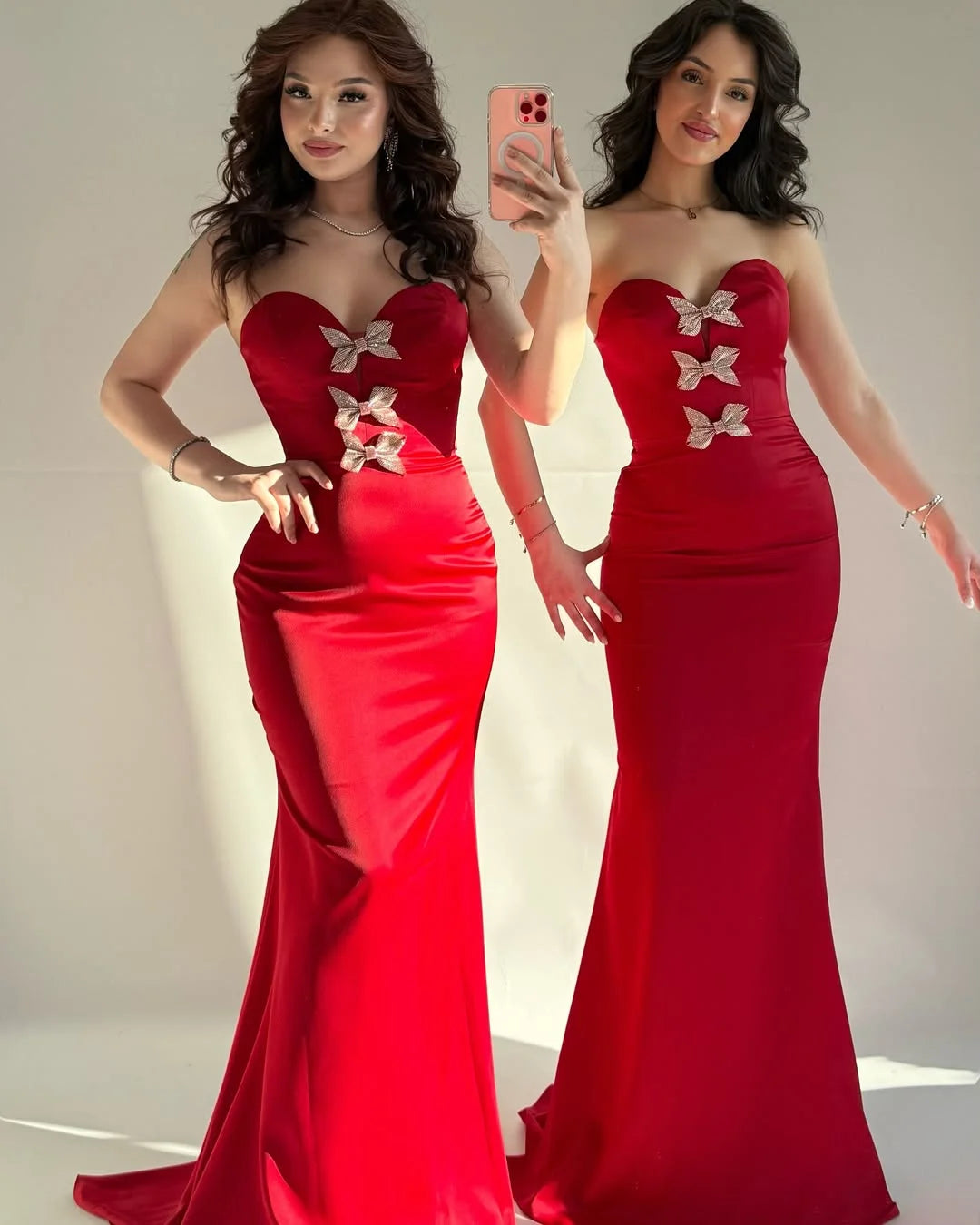 Stunning Red Satin Sweetheart Mermaid Sleeveless Prom Dress with Bow
