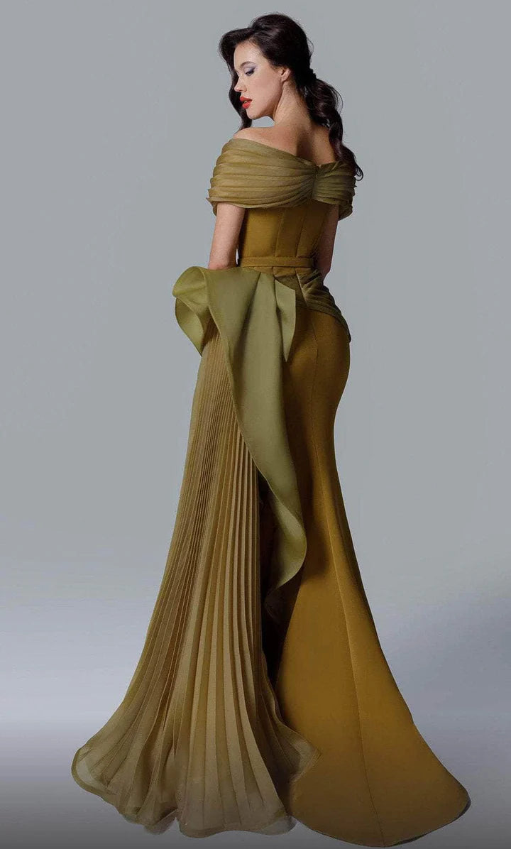 Elegant Off Shoulder Ruched Mermaid Mermaid Evening Gown