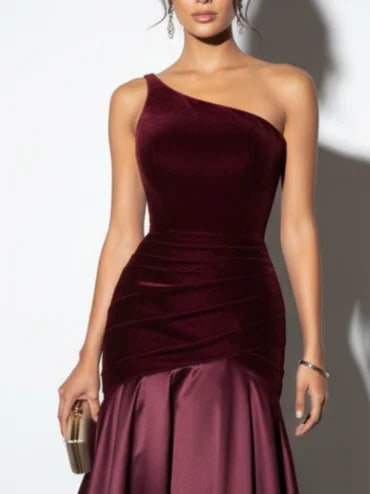 Luxurious Burgundy One-Shoulder Velvet-Satin Mermaid Train Formal Gown