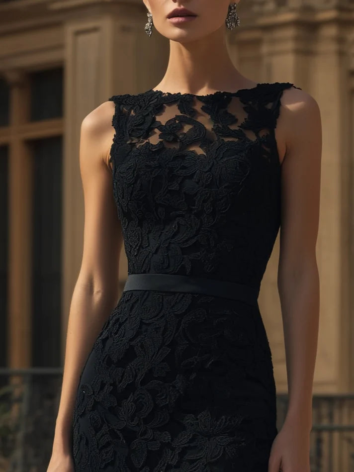 Elegant Black Lace Sleeveless Mermaid Formal Gown with Slit