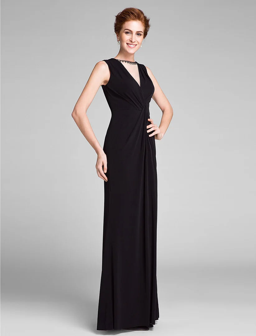 Mermaid / Trumpet Mother of the Bride Dress Little Black Dress Jewel Neck Floor Length Chiffon Sleeveless No with Crystals Side Draping