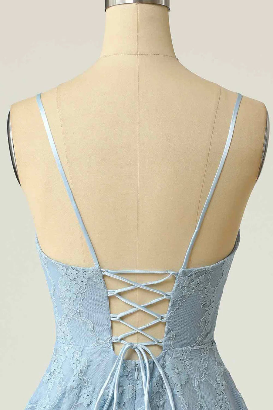 A-Linien-Heimkehrkleid mit V-Ausschnitt, Schnürung am Rücken und Spitze