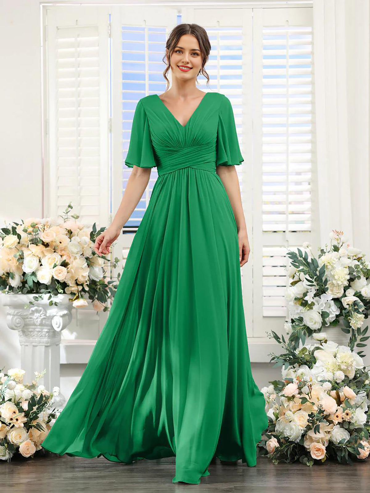 Green A-Line V-Neck long sleeve chiffon formal dress.