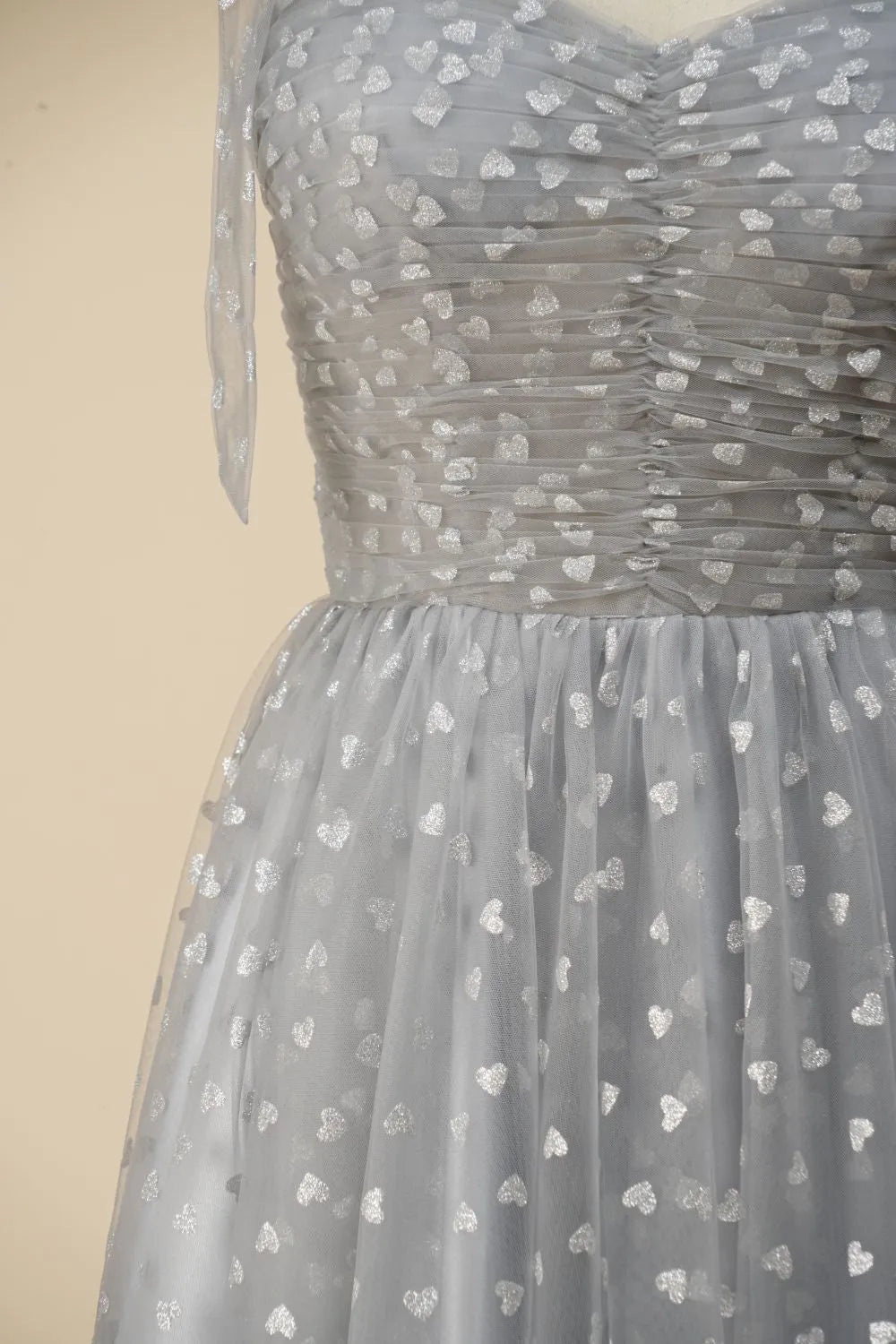 A-Linie, knielanges Spaghetti-Tüll-Partykleid