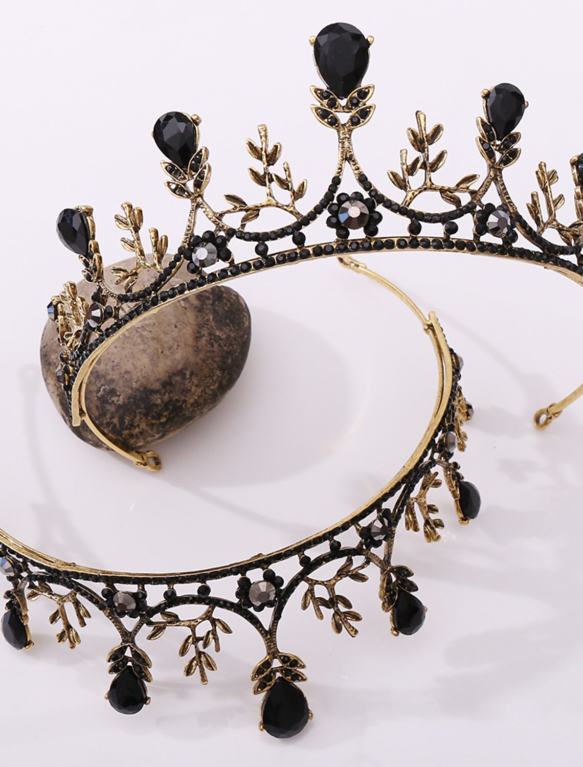 Baroque queen crown with intricate rhinestone detailing.