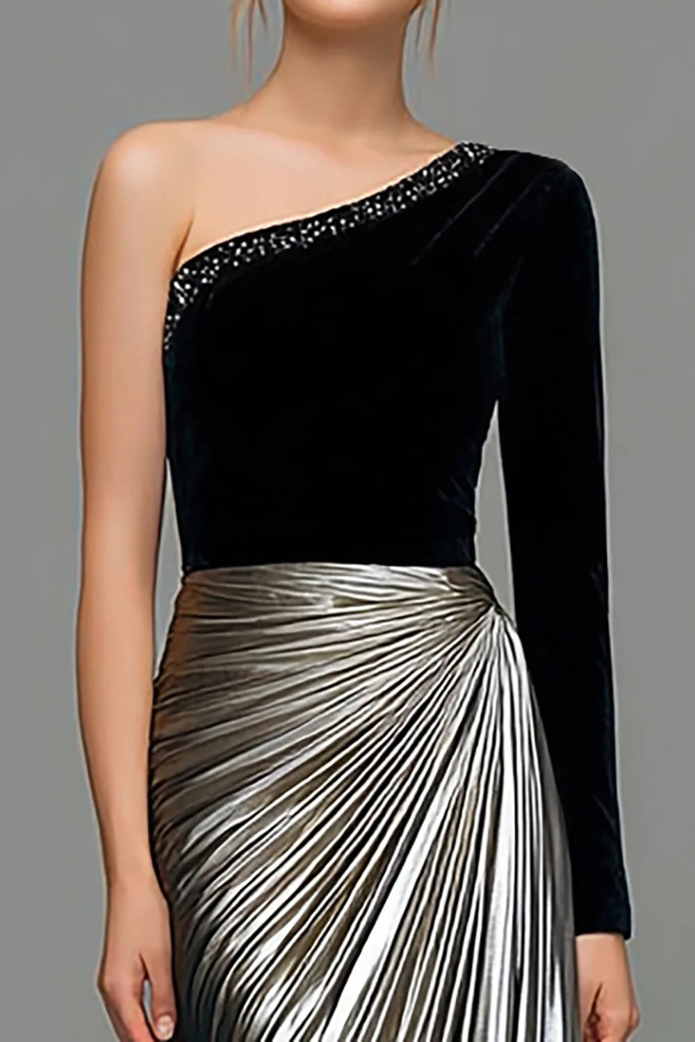 Black And Silver Two Tone One Shoulder Prom Dress With Beaded Neckline And Pleated Metallic Maxi Skirt For Formal Evening Party